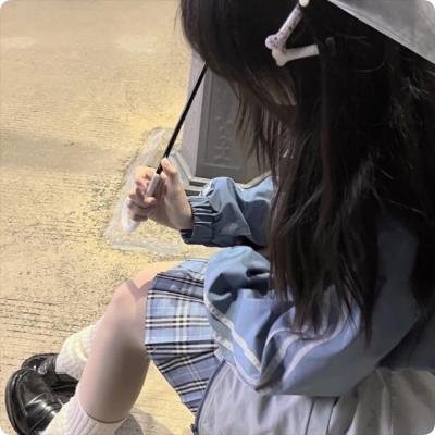 假装不正经 海报